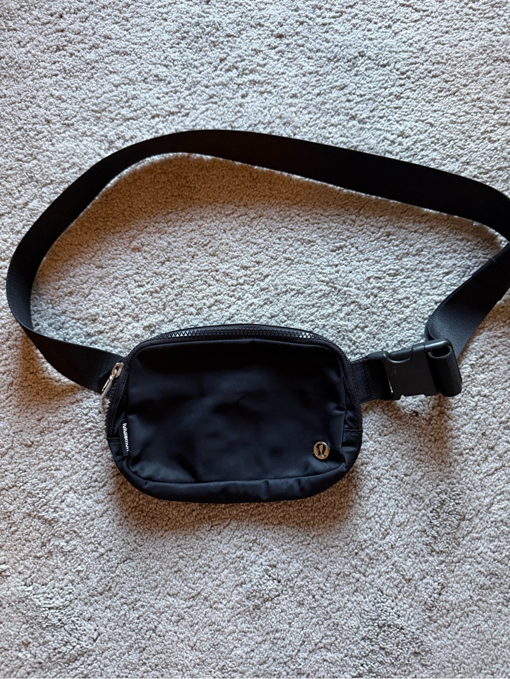 Lululemon belt bag